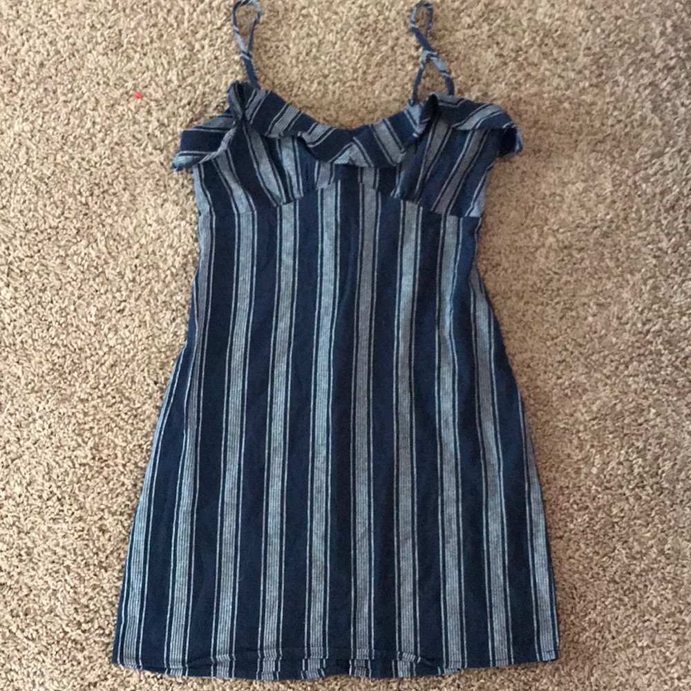 dress.